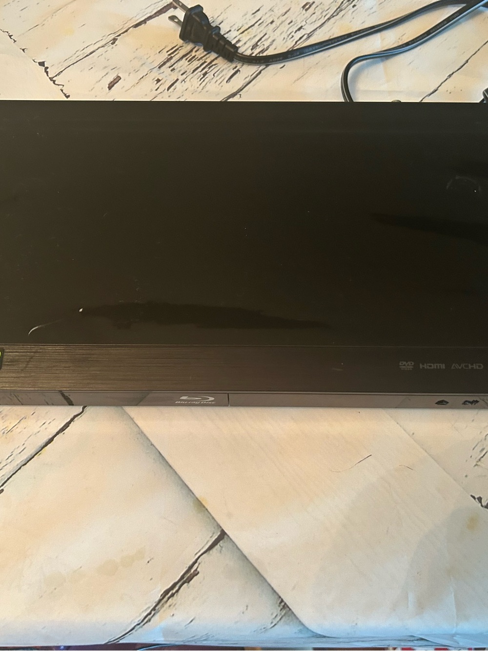 LG Blu-ray/DVD Player - Sleek Disc Player